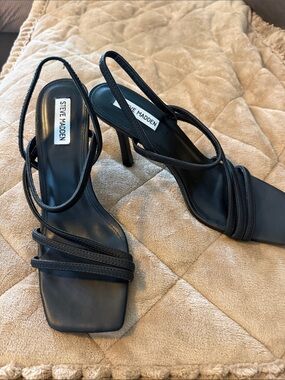 Steve Madden Black Strappy Square-Toe Slingback Heels